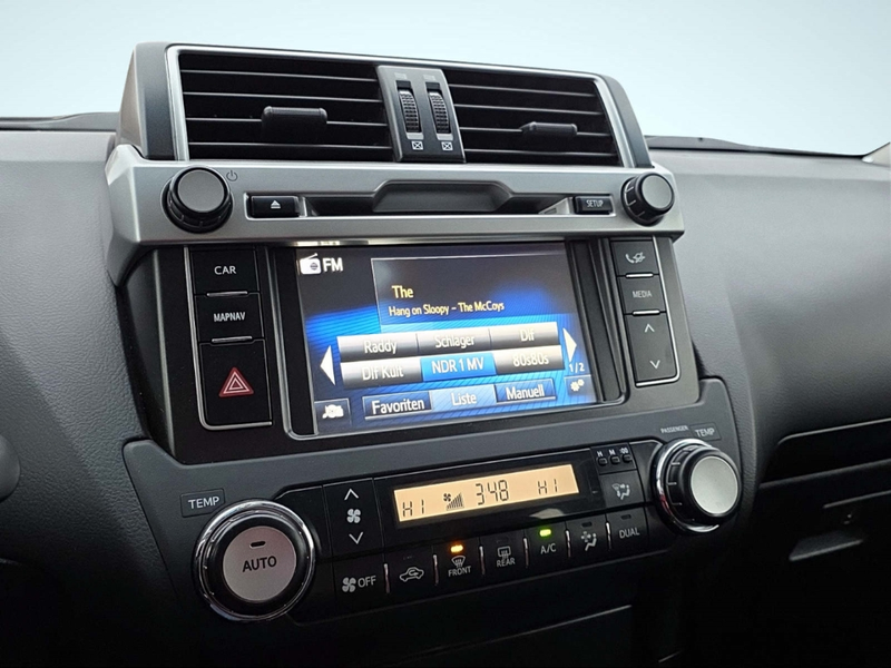 Toyota Land Cruiser Comfort 5-türig AT SHZ Rückfahrkam. LED Keyless BT — photo 9