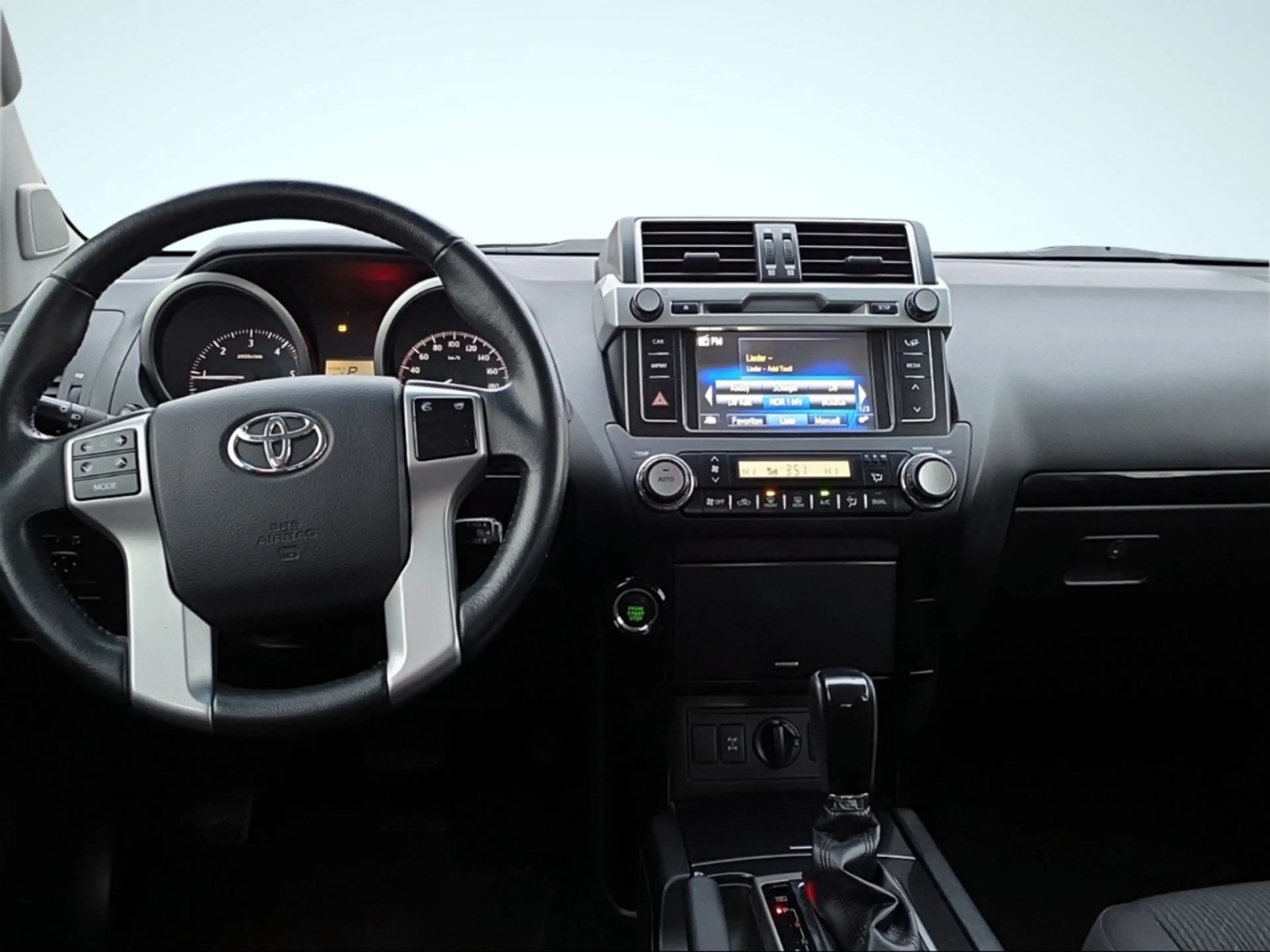 Toyota Land Cruiser Comfort 5-türig AT SHZ Rückfahrkam. LED Keyless BT — photo 6