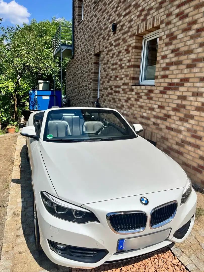 BMW 220 i Advantage Scheckheftgepflegt Top Zustand Blanc - 1
