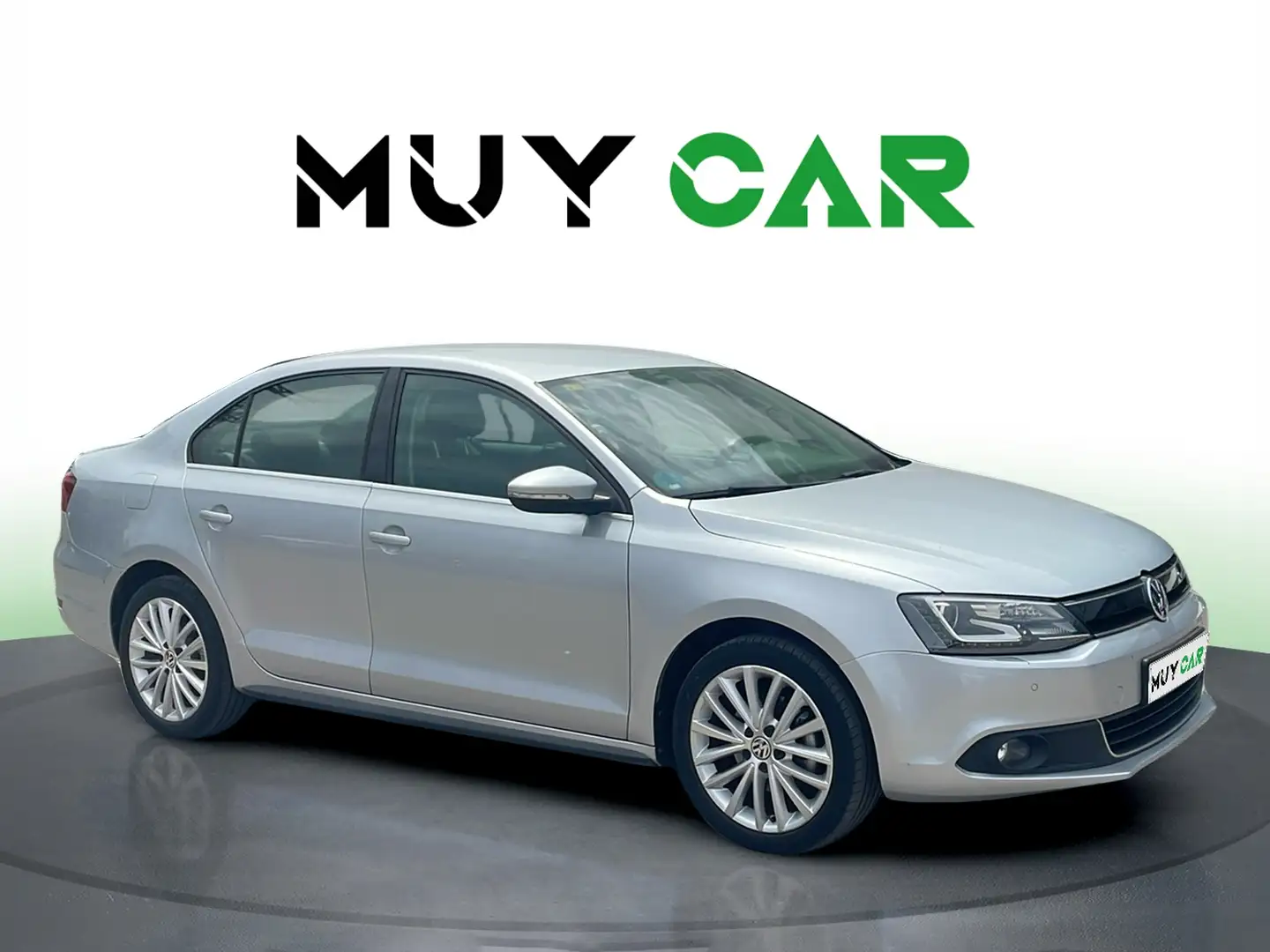 Volkswagen Jetta 1.4 TSI Hybrid Sport DSG Plateado - 1