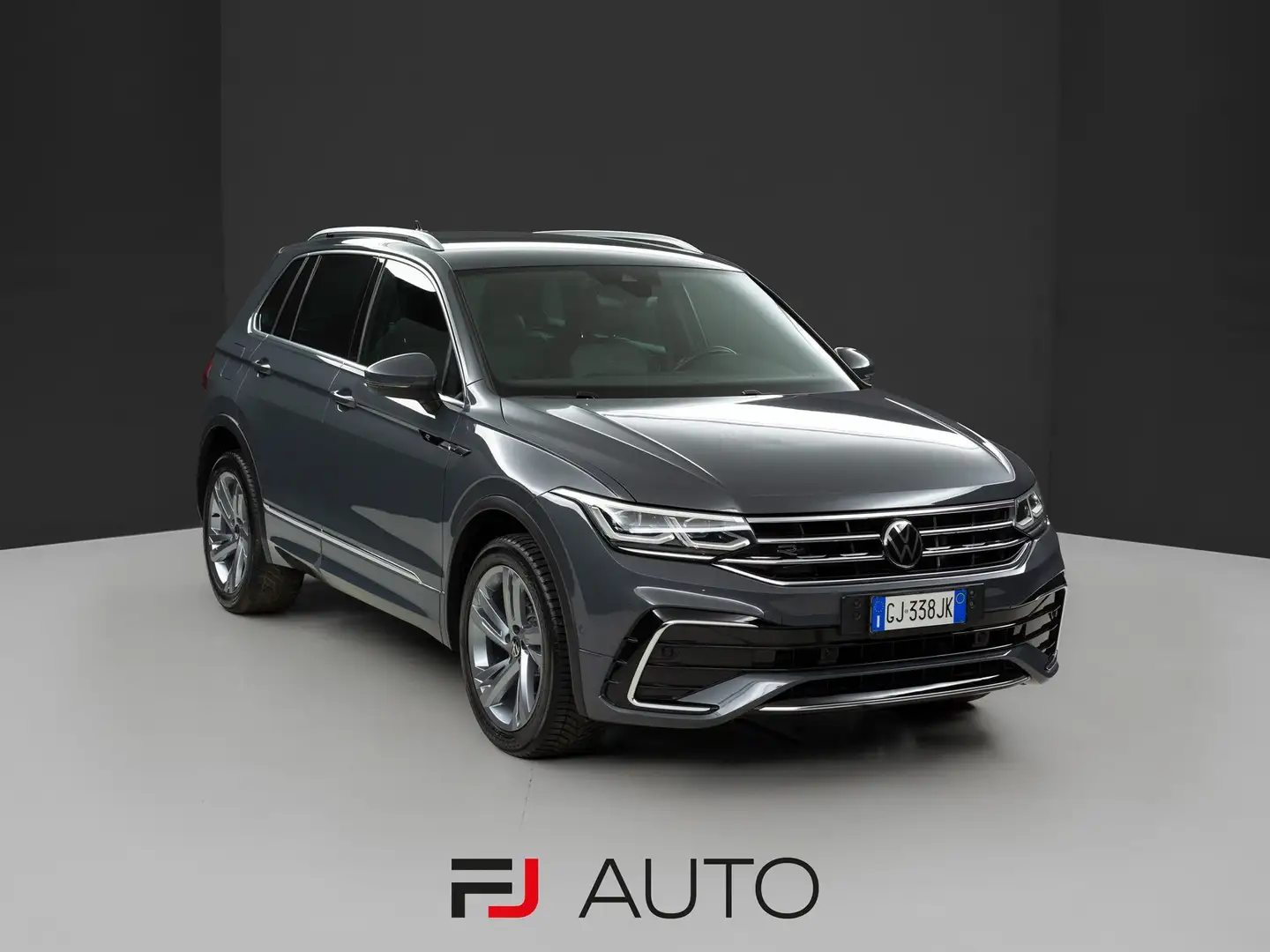 Volkswagen Tiguan 2.0 TDI R-Line 4motion 150cv DSG R Line Gris - 1