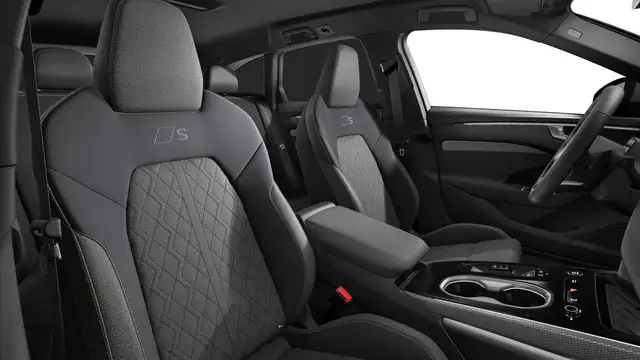 Audi A6 view 7