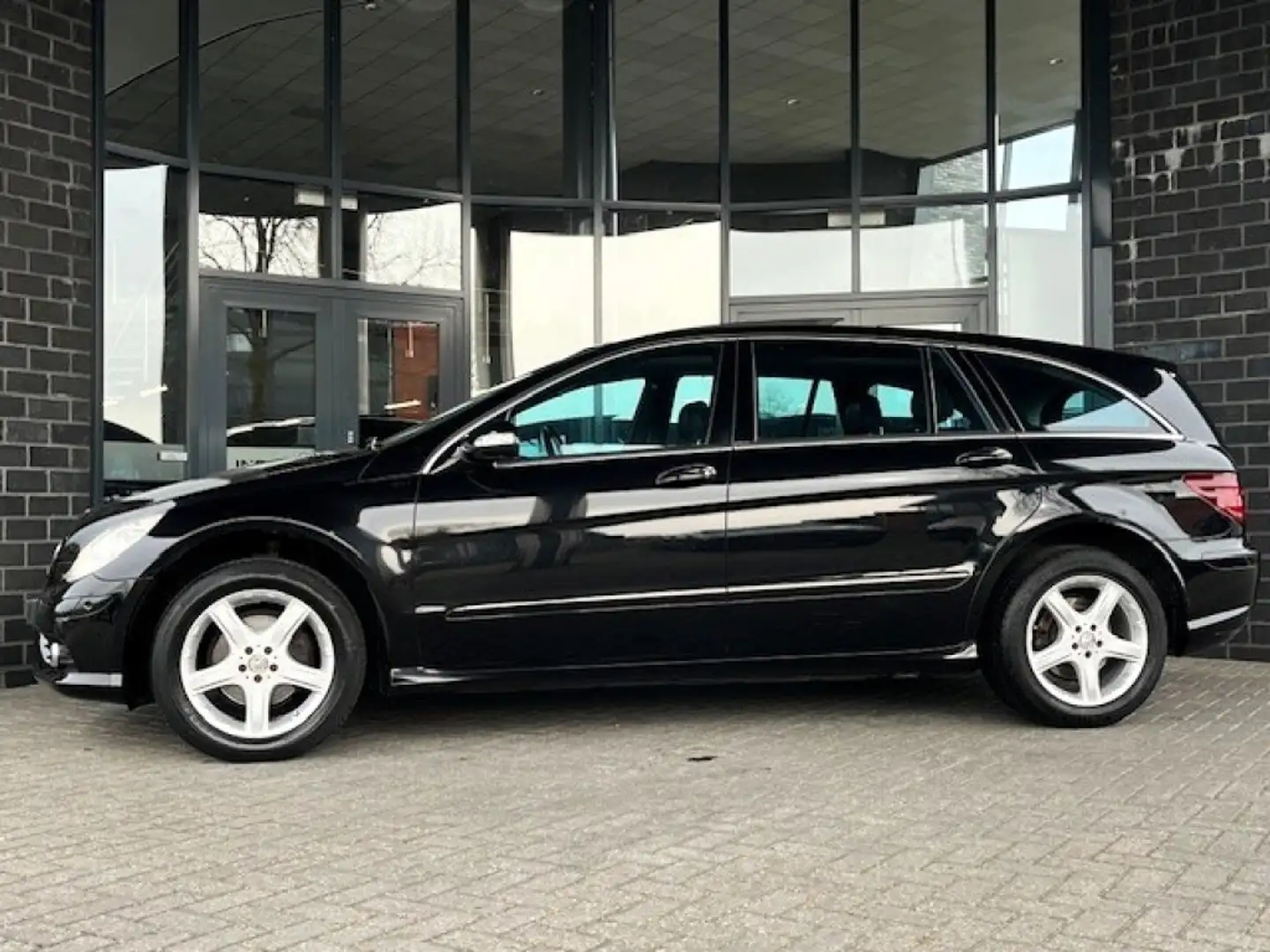 Mercedes-Benz R 350 350 LANG 4M 7-PERS. AMG STYLING - PANO - LEDER Schwarz - 2