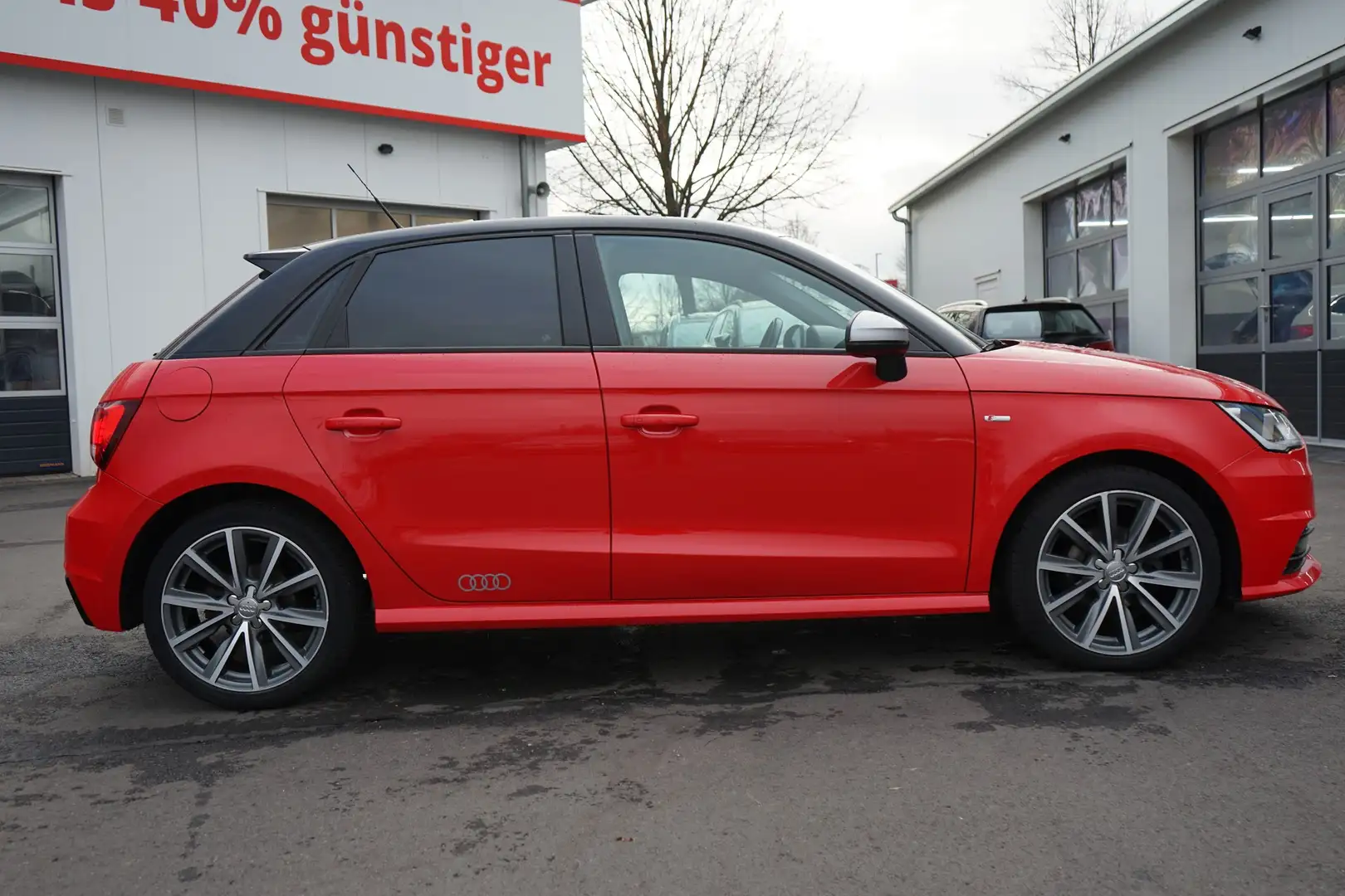 Audi A1 Sportback 1.0 TFSI S-Tronic Navi Sitzheizung Rouge - 2