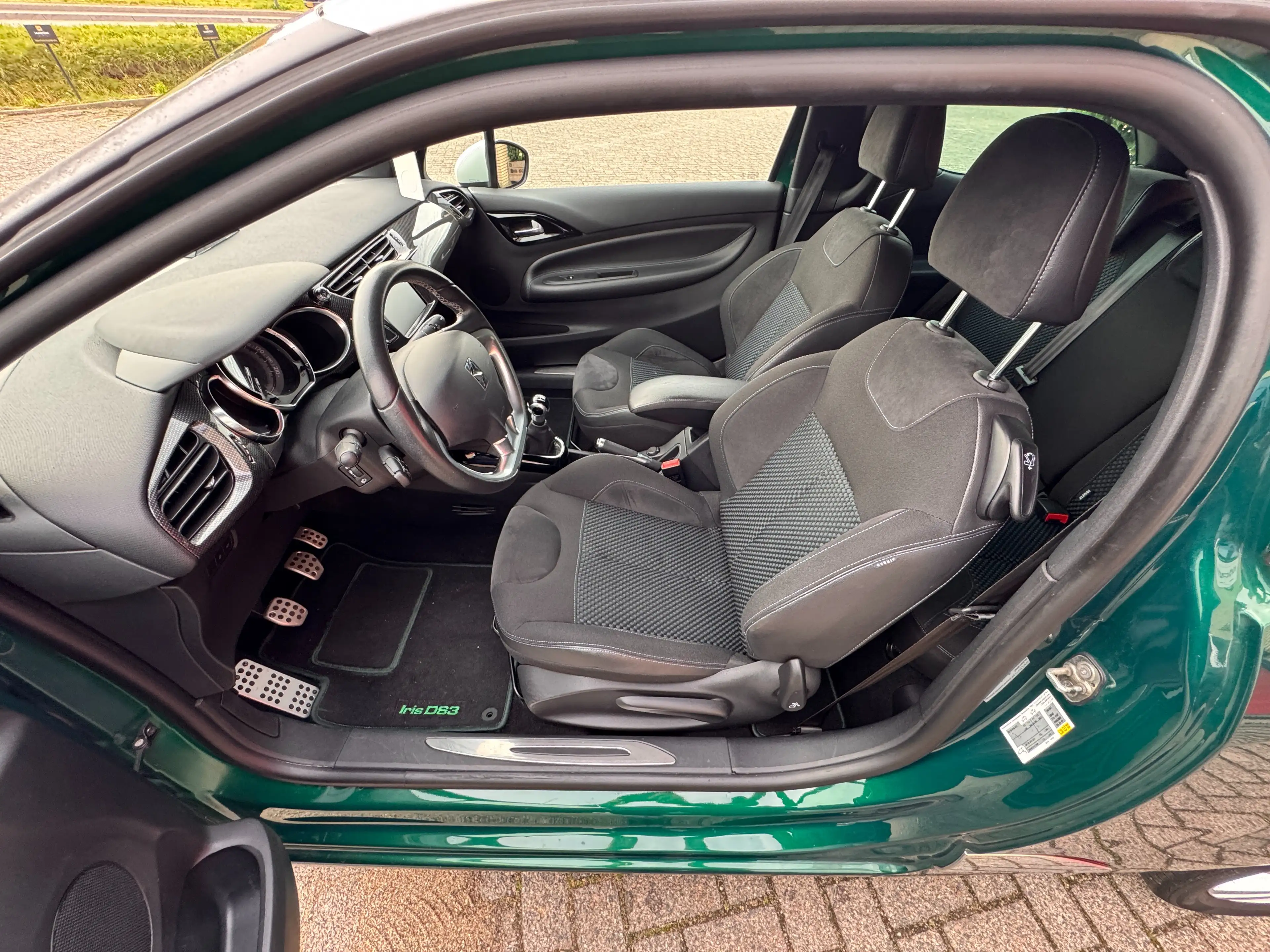 DS Automobiles DS 3 1.2 PureTech Business — photo 15