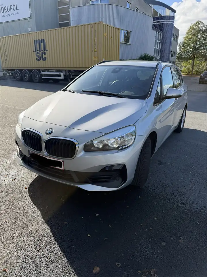 BMW 216