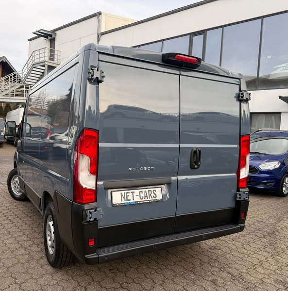 Peugeot Boxer 2.2 HDI Kasten*L1H1*KLIMA*KAMERA*Allwetter — photo 8