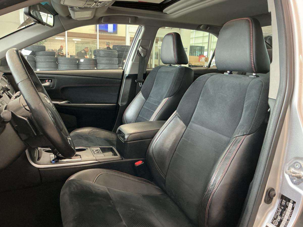 2017 Toyota Camry XSE I4 Berline 2.5L 178hp 6vit FWD 5pl Toit Cuir/S — снимка 1