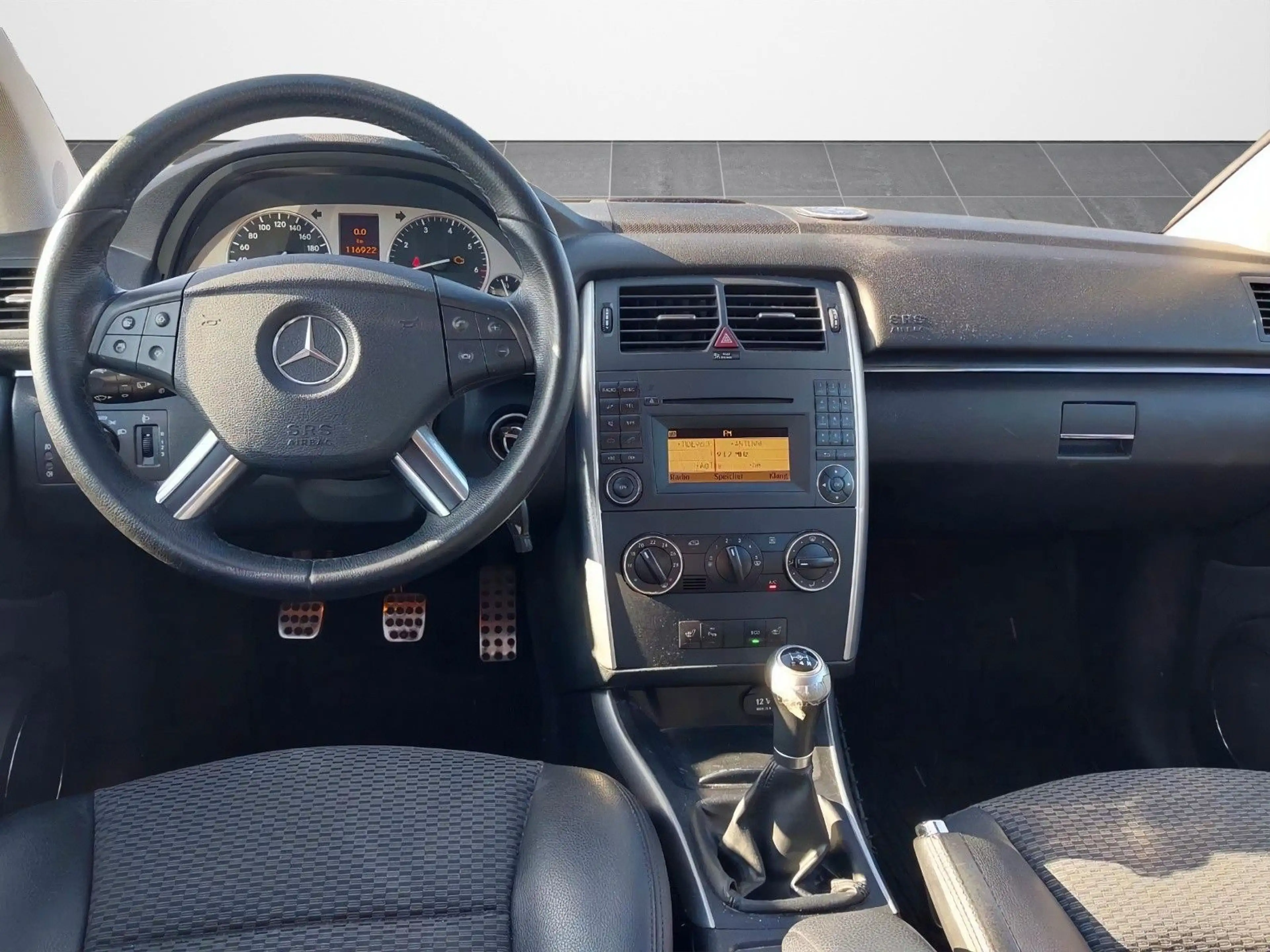 Mercedes-Benz B 160 *SPORT-PAKET*KLIMA*PDC*TEILLEDER* — photo 9