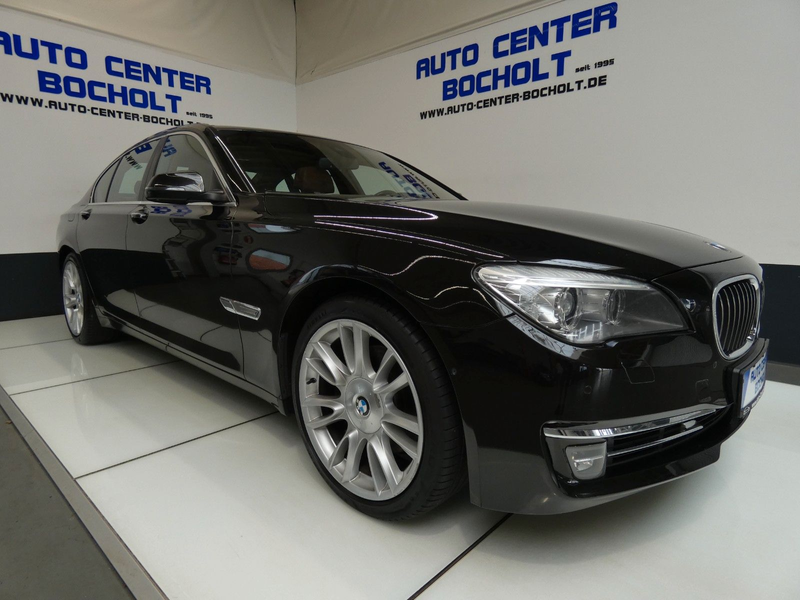 BMW 740 d xDrive*Individual*HUD*GSD*Entertainment — photo 3