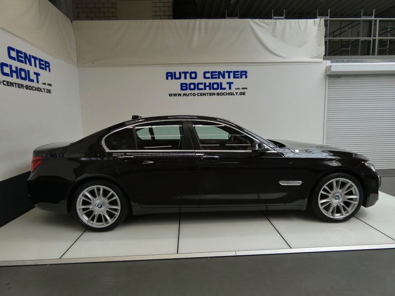 BMW 740 d xDrive*Individual*HUD*GSD*Entertainment — photo 6