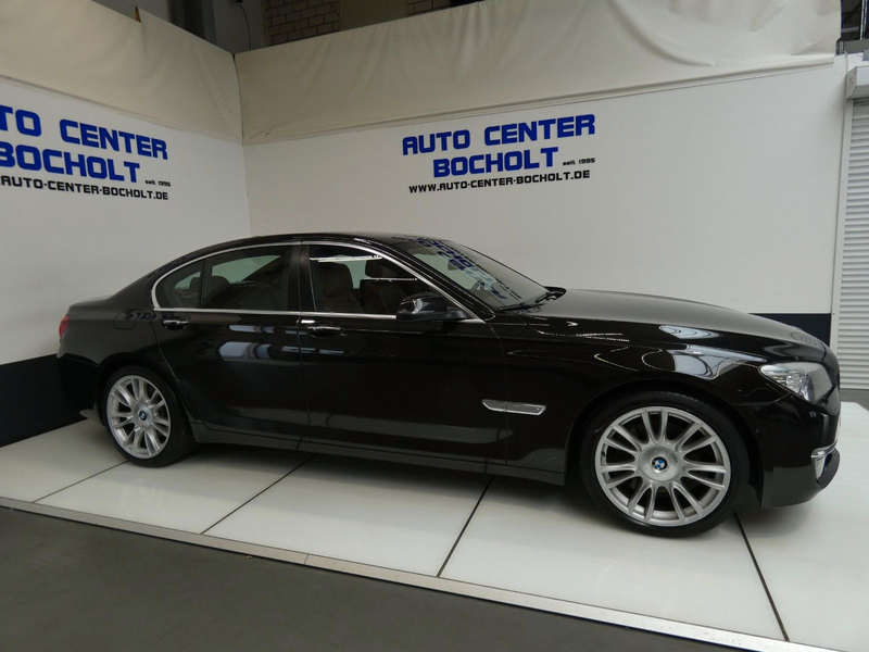 BMW 740 d xDrive*Individual*HUD*GSD*Entertainment — photo 4