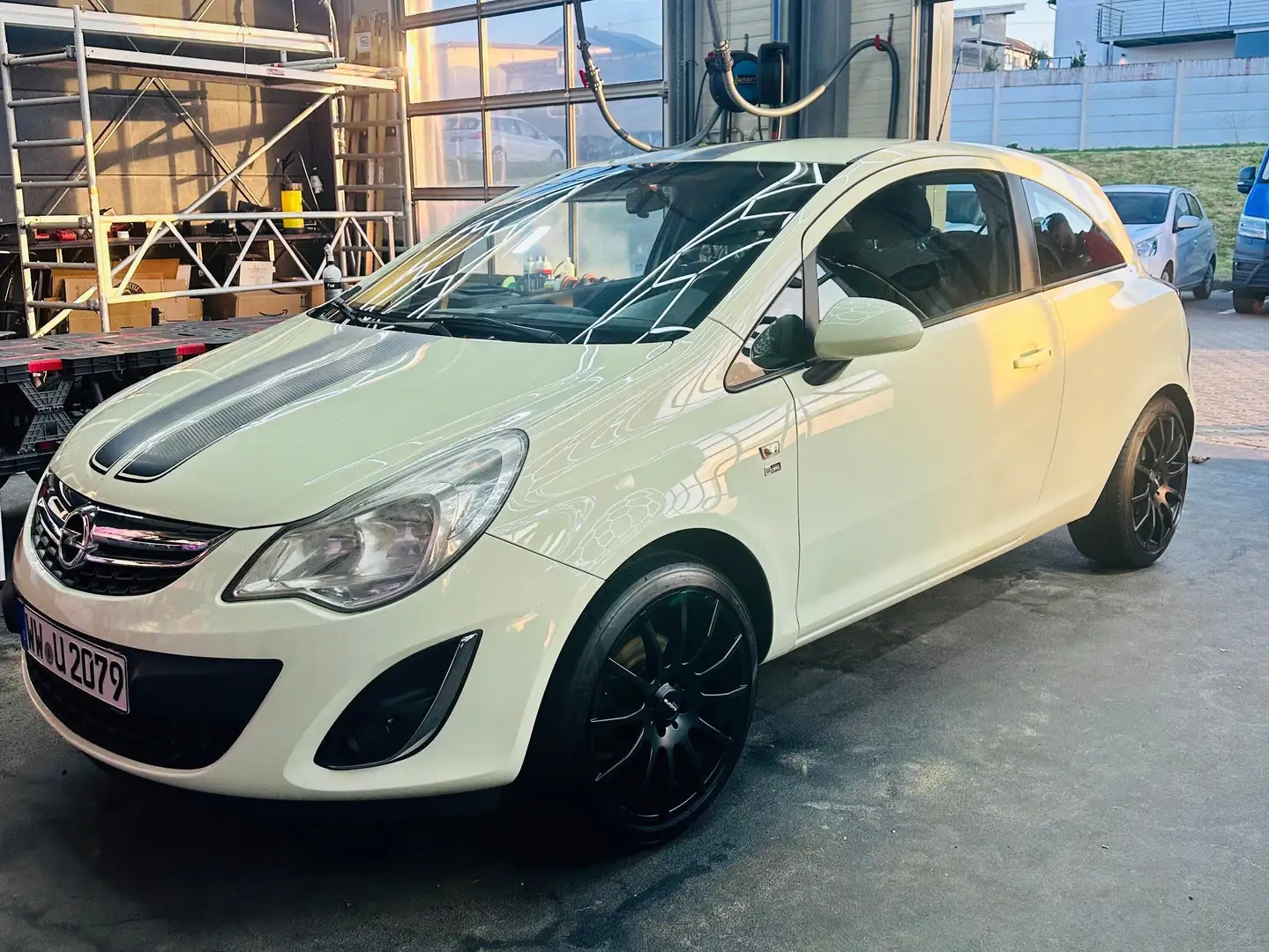 Opel Corsa Corsa 1.3 CDTI DPF ecoFLEX Start/Stop 150 Jahre Op Weiß - 1