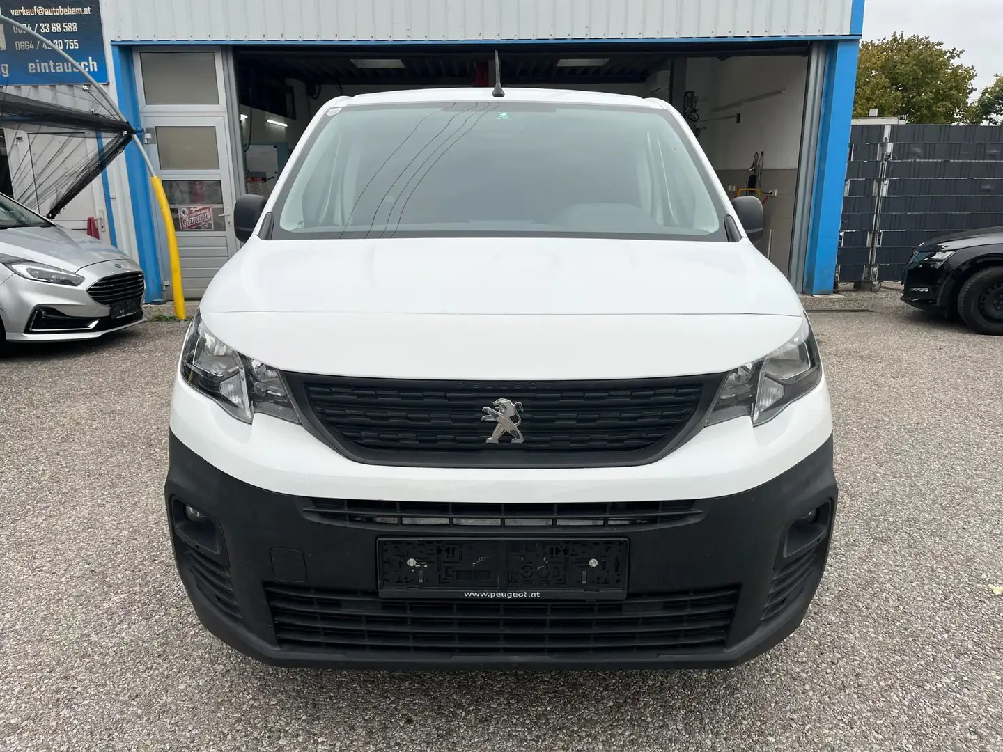 Peugeot Partner BlueHDi 3-Sitzer-PDC Netto: 7991.- Weiß - 2