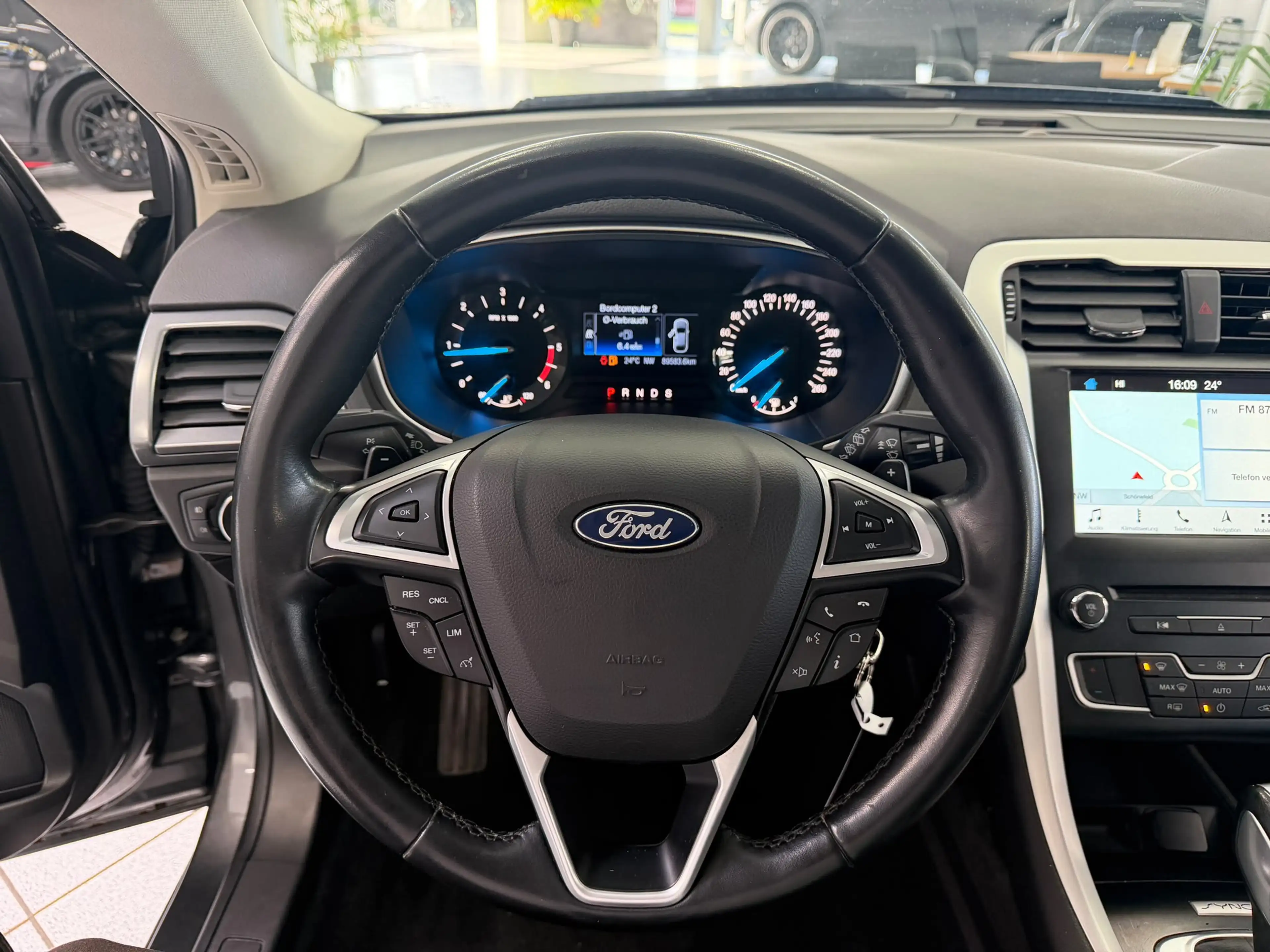 Ford Mondeo Kombi 2.0 TDCi Trend*Navi*Tempomat*Alarm* — photo 9