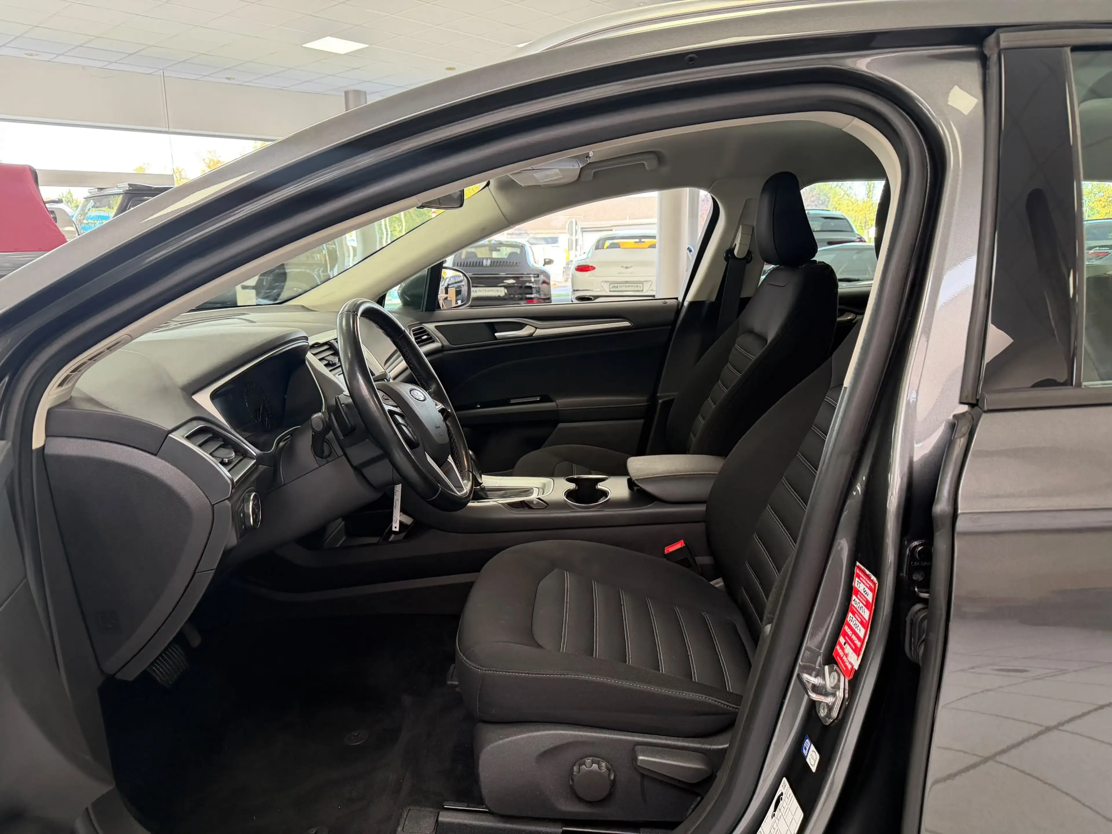 Ford Mondeo Kombi 2.0 TDCi Trend*Navi*Tempomat*Alarm* — photo 8