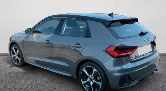 Audi A1 view 4