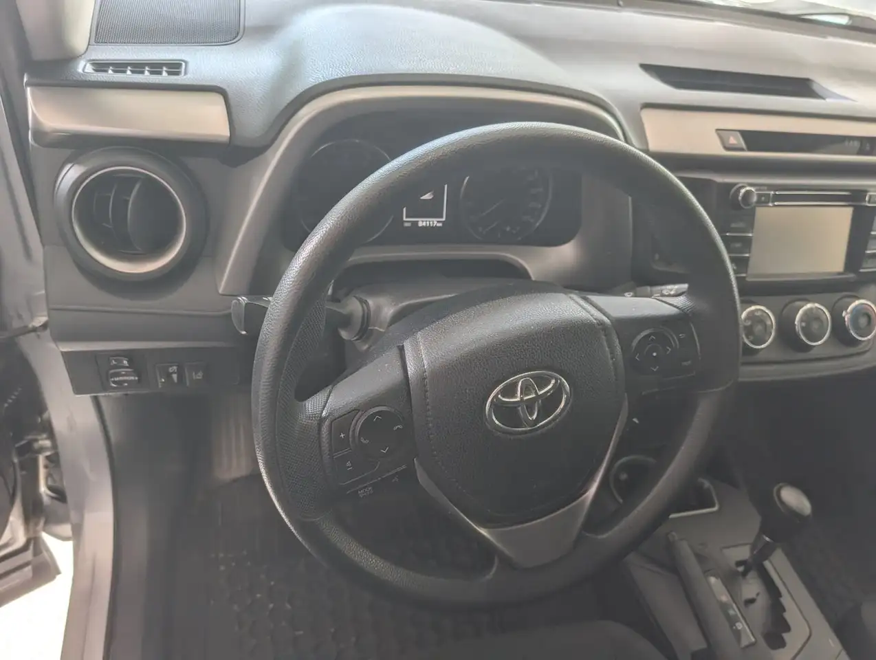 Toyota RAV 4 photo Toyota RAV 4