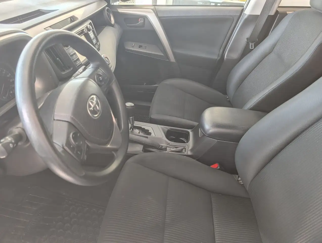 Toyota RAV 4 photo Toyota RAV 4