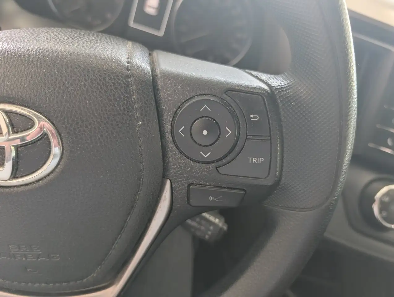 Toyota RAV 4 photo Toyota RAV 4