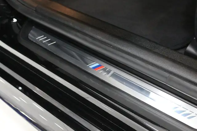 BMW 340 M340 i xDrive/M-Sport Pro/LED/Panorama/19Zoll Ansicht 16