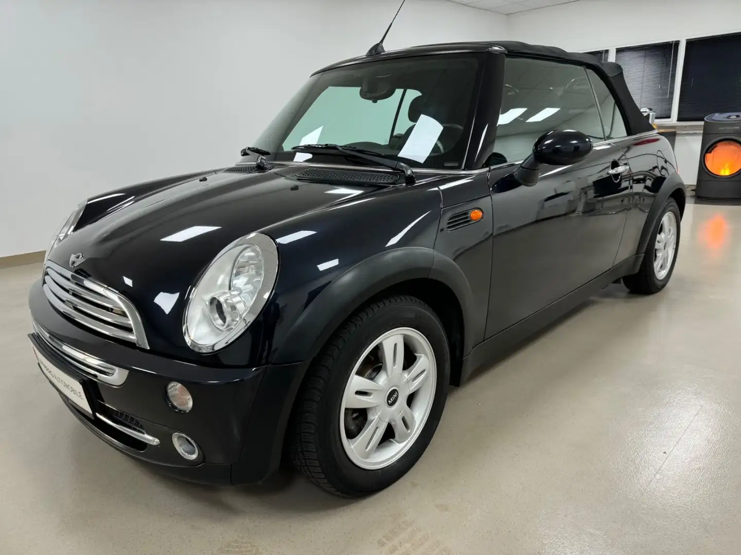 MINI One Cabrio One*PDC*AC*CABRIO*1H*RADIO*LMF*SH* Schwarz - 1