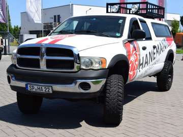 Ram 2500 Crew Cab Long Bed **Höhergelegt**