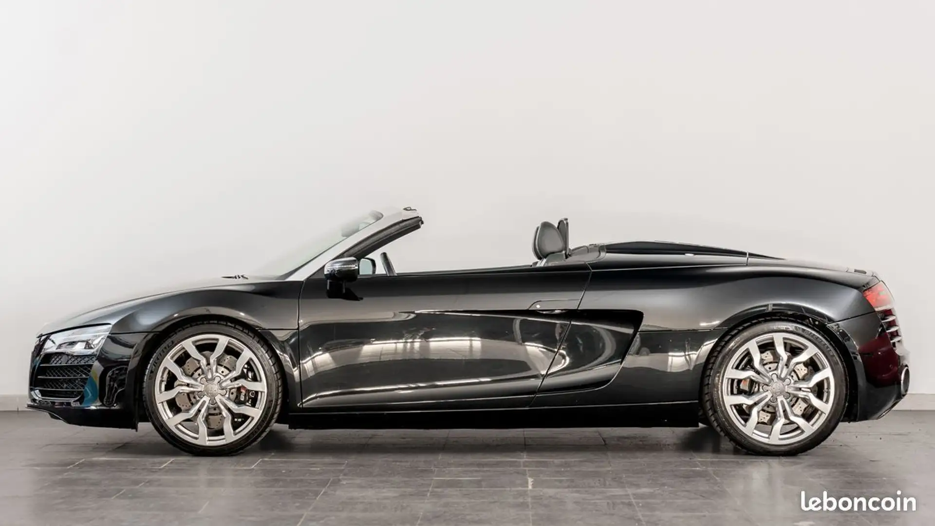 Audi R8 4.2 V8 FSI 430ch Schwarz - 2