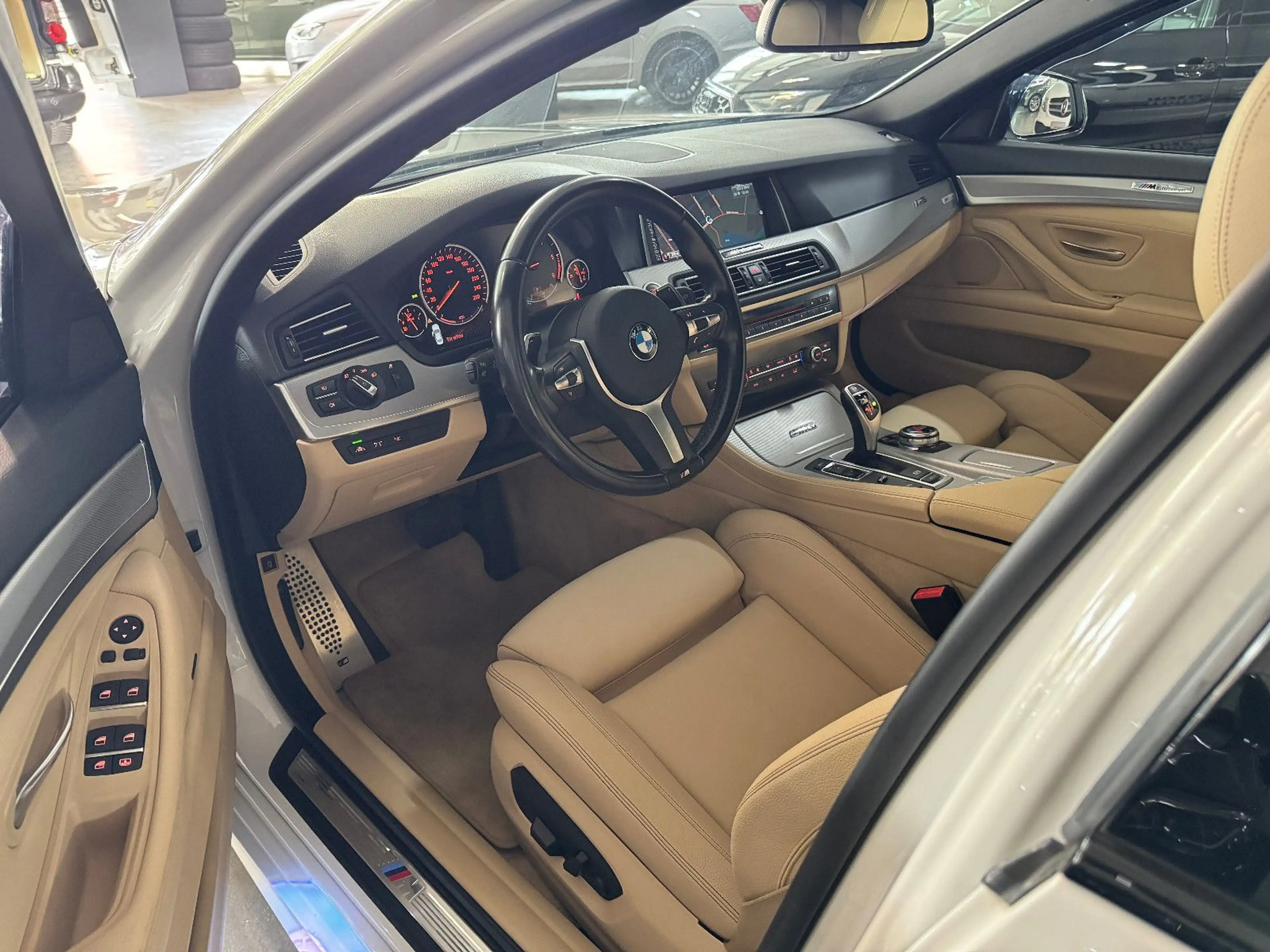 BMW 530 d M SPORTPAKET M 550d UMBAU UNIKAT — photo 11
