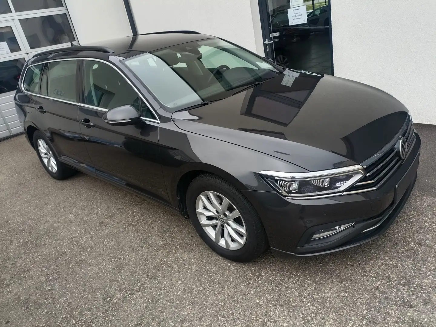 Volkswagen Passat Variant Business 1,6 SCR TDI DSG,NAVI,RADAR,APP,LED,Ambien Gris - 1