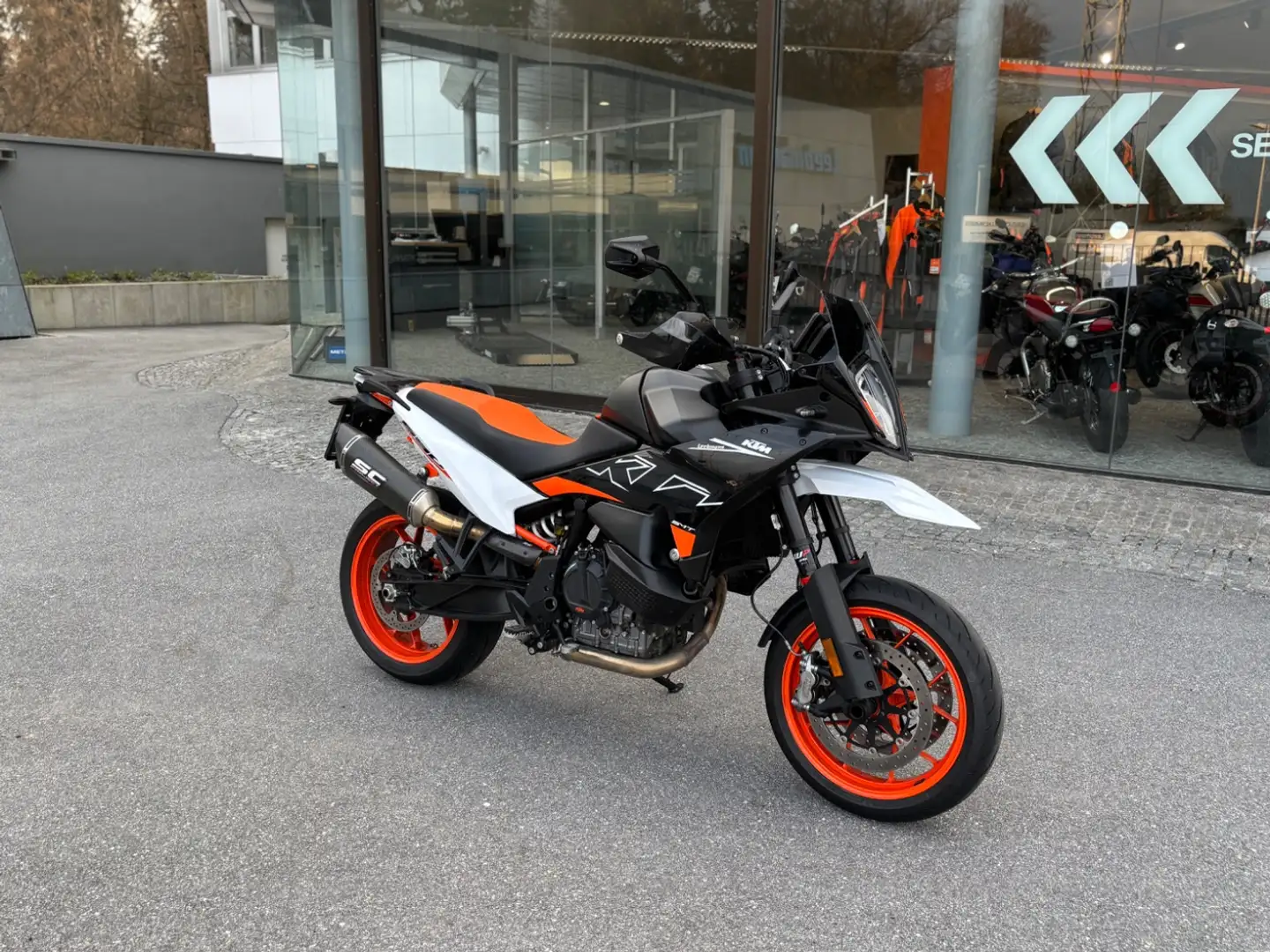 KTM 890 SMT Modell 2023 Naranja - 2