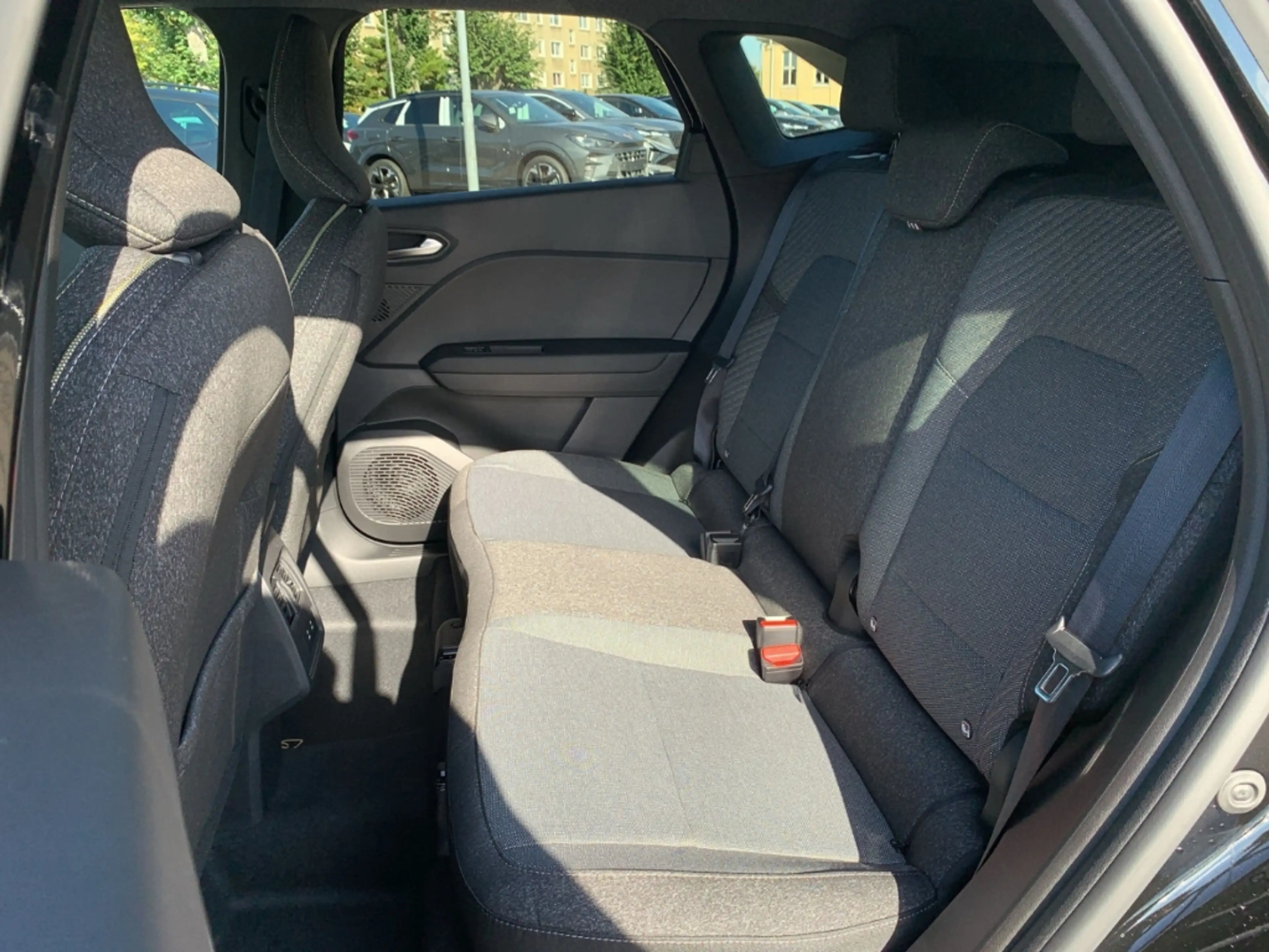 Renault Symbioz TECHNO FULL HYBRID E-TECH 160 Techno DAB+KLIMA — photo 11