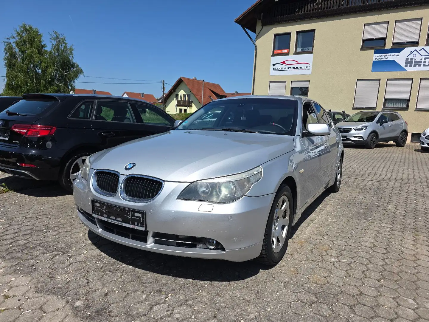 BMW 525 Baureihe 5 Lim. 525d Argent - 1