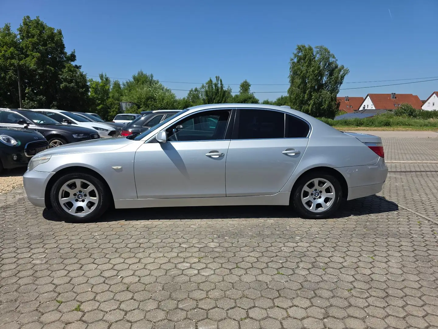 BMW 525 Baureihe 5 Lim. 525d Argent - 2