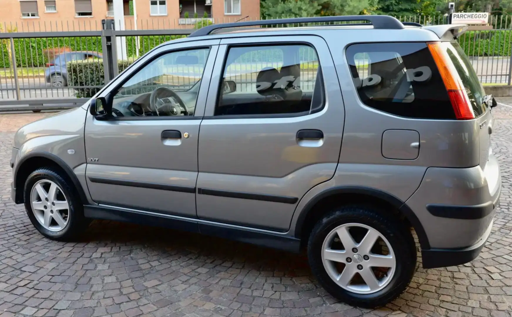 Suzuki Ignis Ignis II 2003 1.5 Deluxe 4wd Argento - 2