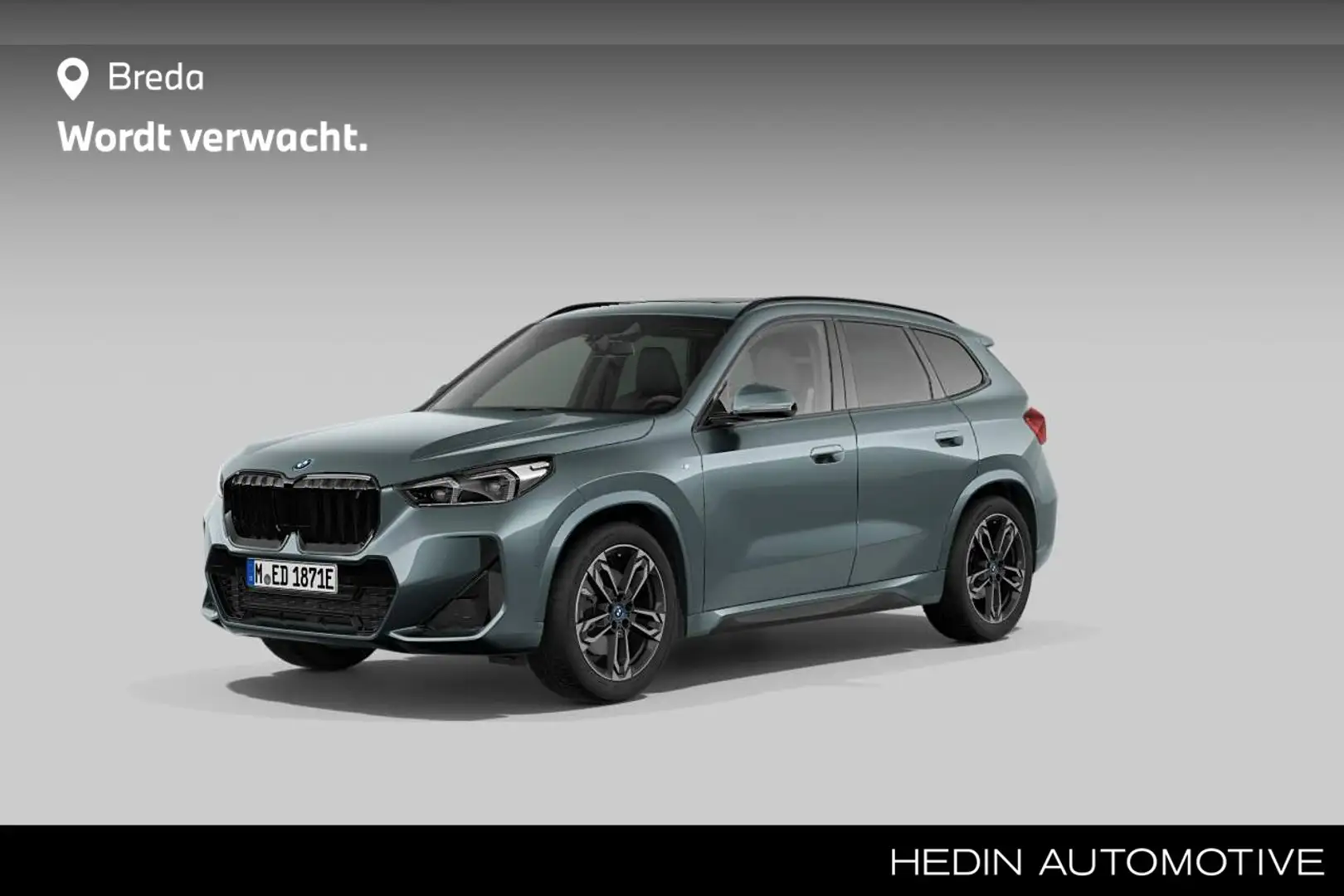 BMW iX1 xDrive30 Launch Edition 67 kWh | M-sport Shadow Li Groen - 1