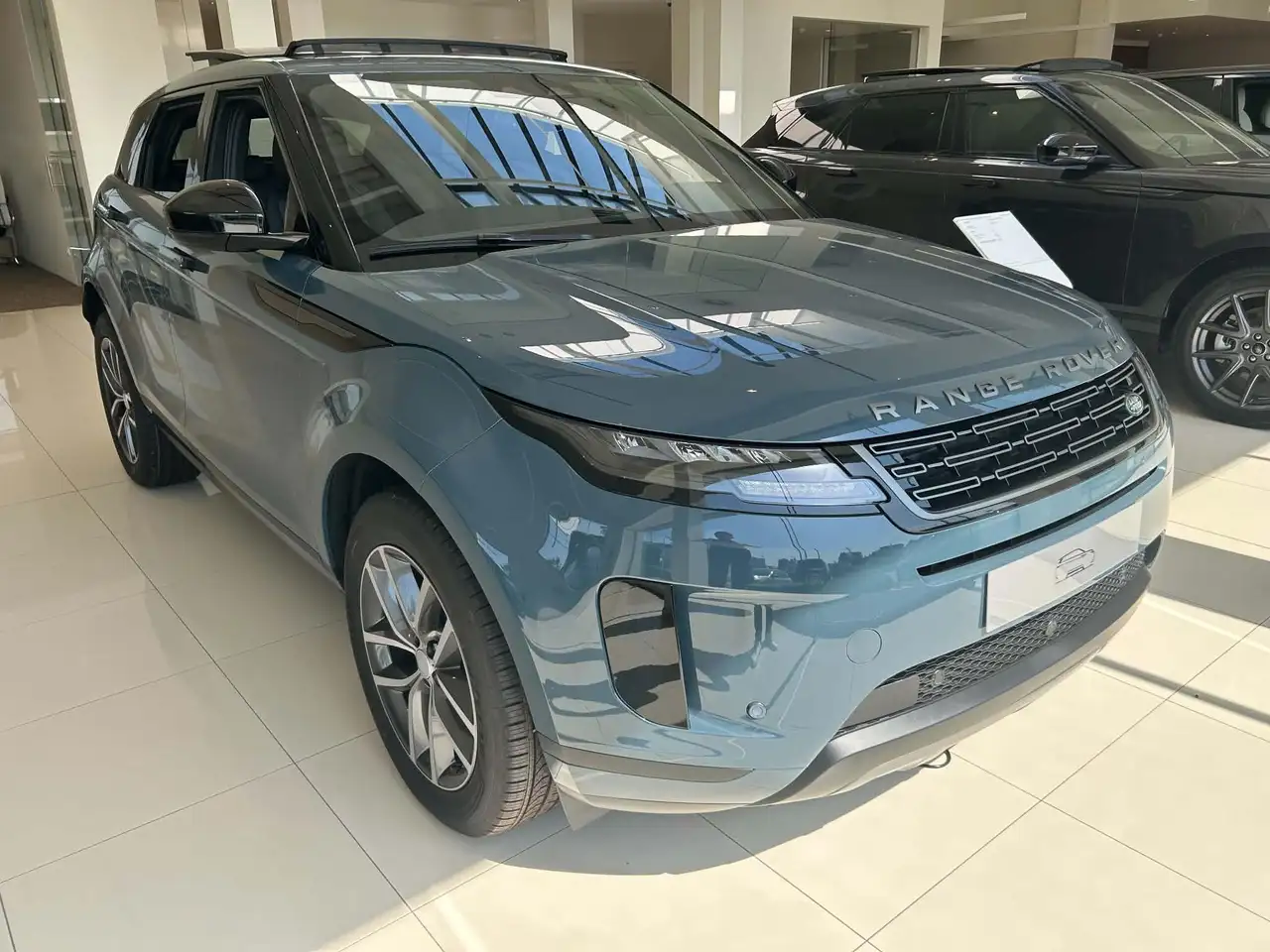 Land Rover Range Rover Evoque 2026