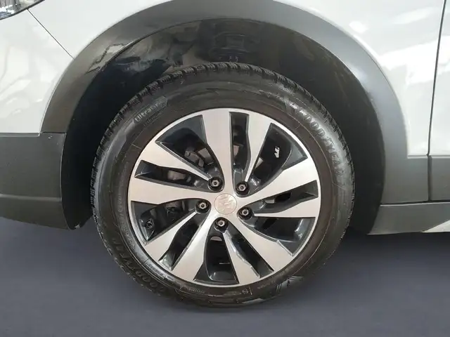Suzuki SX4 S-Cross view 9