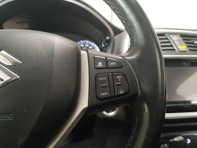 Suzuki SX4 S-Cross view 17
