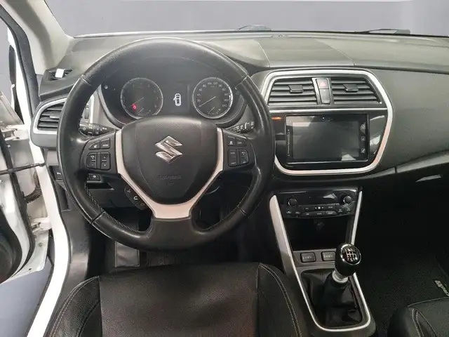 Suzuki SX4 S-Cross view 11