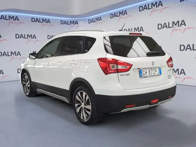 Suzuki SX4 S-Cross view 3