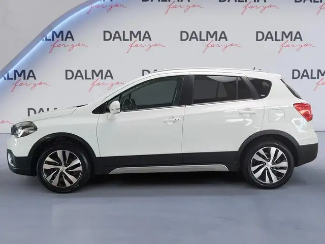 Suzuki SX4 S-Cross view 2