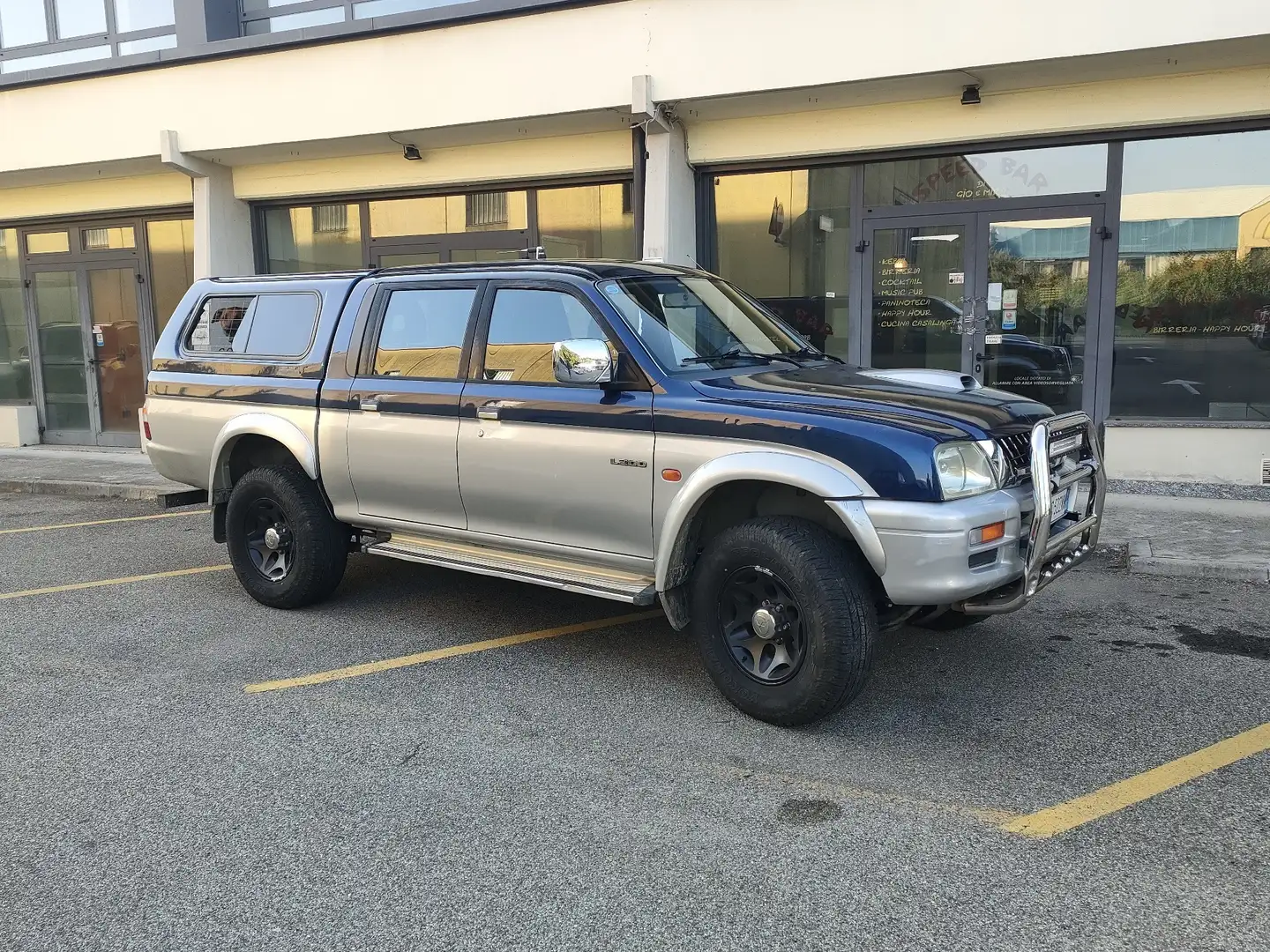 Mitsubishi L200 c.cab 2.5 tdi GLS 4wd - 1