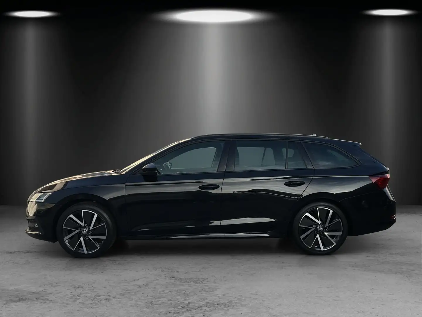 Skoda Octavia Combi 2.0 TDI DSG/AHK/HUD/VIRTUAL/SHZ/ Чорний - 2