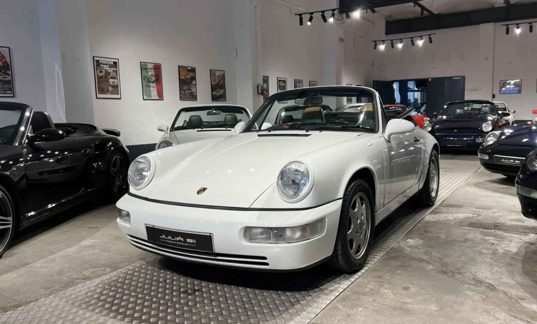 Porsche 964 3.6 Carrera 4 Cabrio bijela - 1