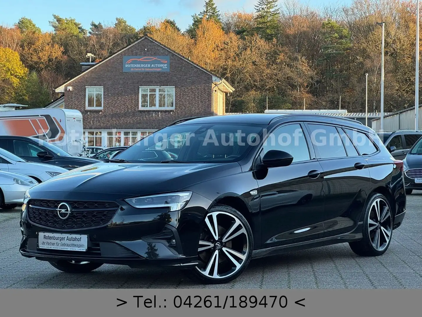 Opel Insignia SPORTS*TOURER*2.0 D*4x4*ULTIMATE*OPC* Schwarz - 1