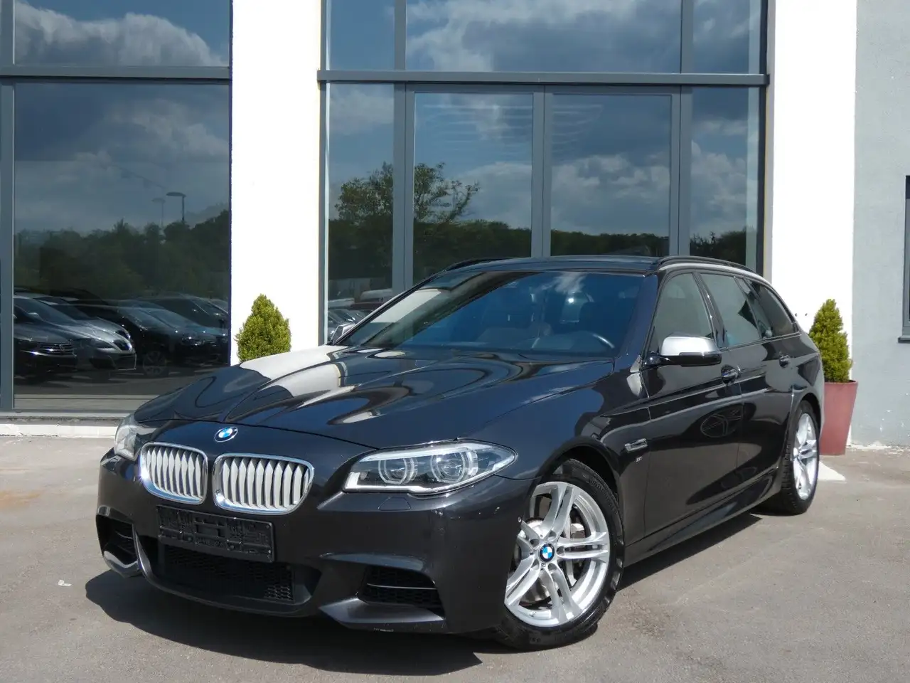 BMW 550