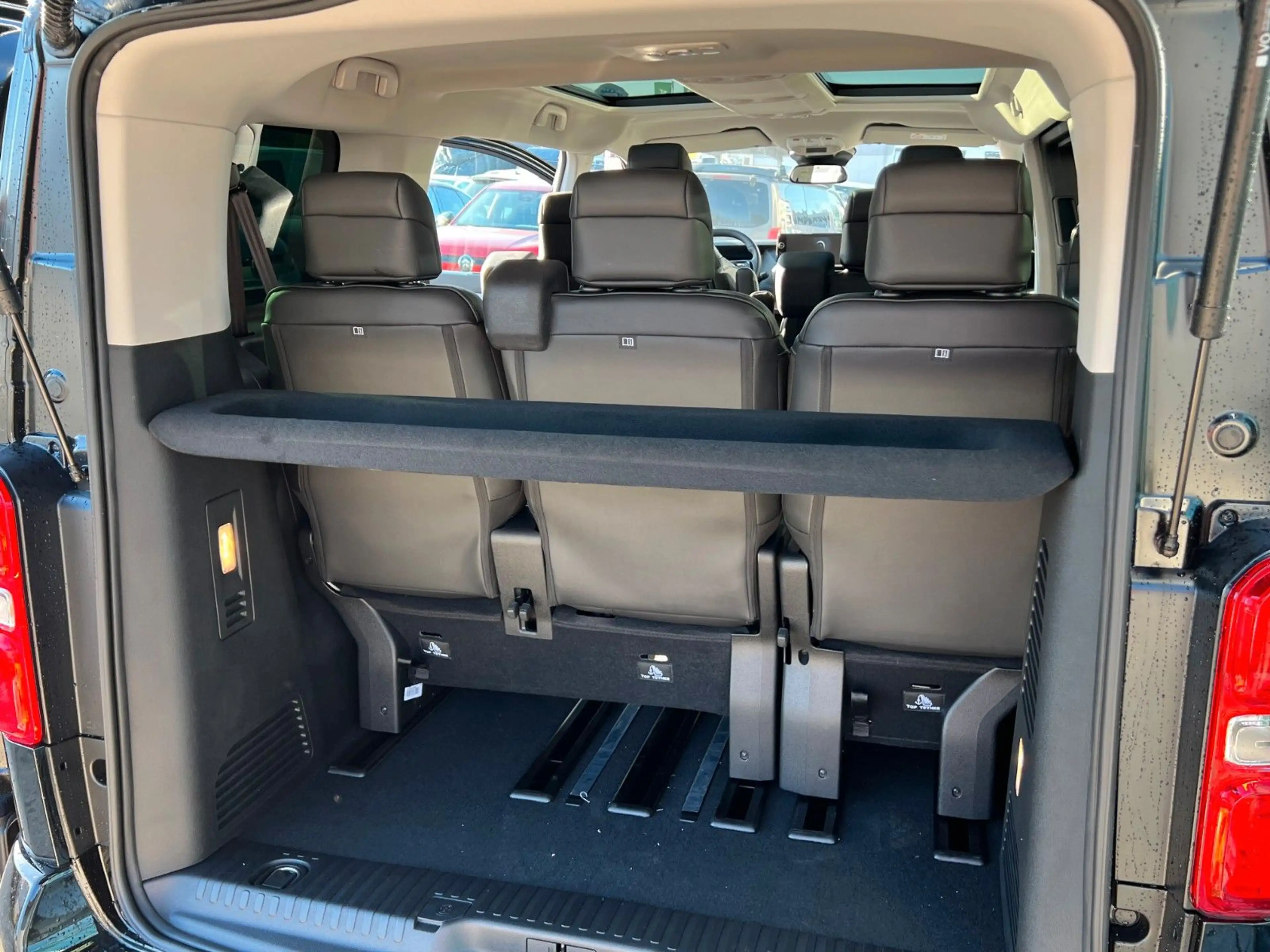 Citroen Spacetourer M BlueHDi 180 EAT8 Max — photo 9