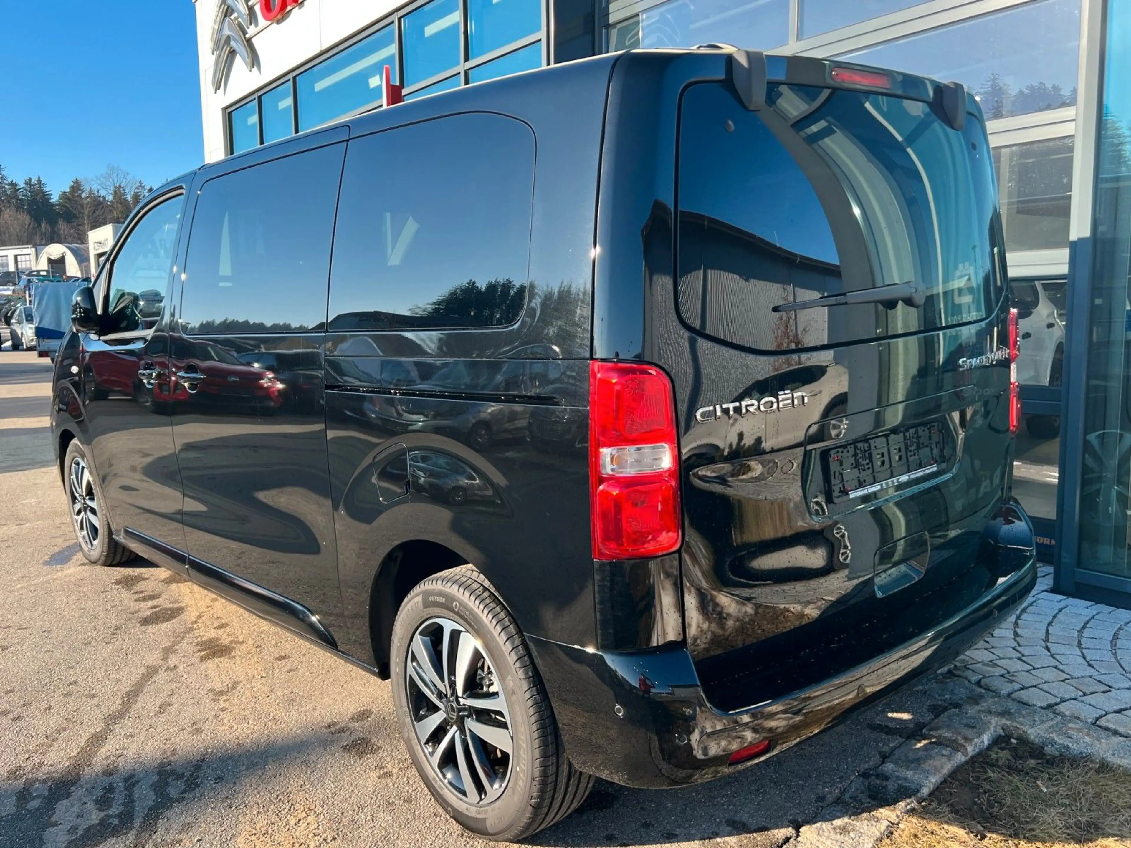 Citroen Spacetourer M BlueHDi 180 EAT8 Max — photo 3
