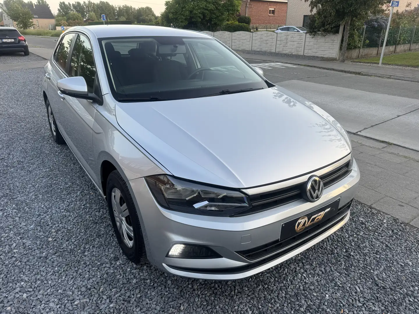 Volkswagen Polo 1.0i Beats GARANTIE 12 MOIS Gris - 2